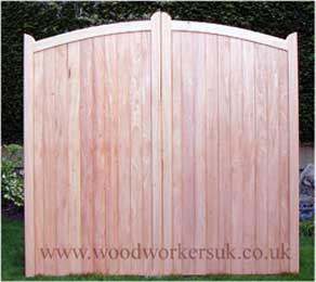 Curved headed driveway gates - Gate Expectations