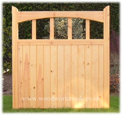 Featuring a cuved underswept head The Harlech pedestrian gate