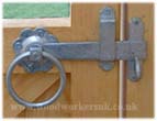 Gate ringlatch