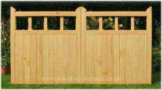 Harlech wooden driveway gates - Gate Expectations