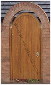 Made to measure wooden pedestrian gates