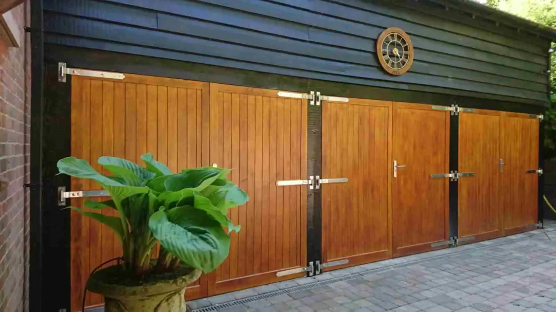 Alyn garage doors 3 pairs